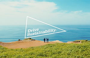 イメージ：「Drive Sustainability.」サステナブル・ファイナンス篇
